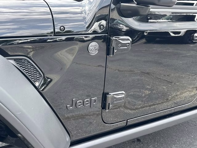 2024 Black Clearcoat Jeep Wrangler Willys 4X4 Convertible
