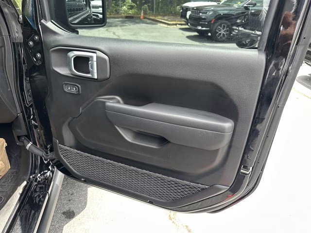 2024 Black Clearcoat Jeep Wrangler Willys 4X4 Convertible
