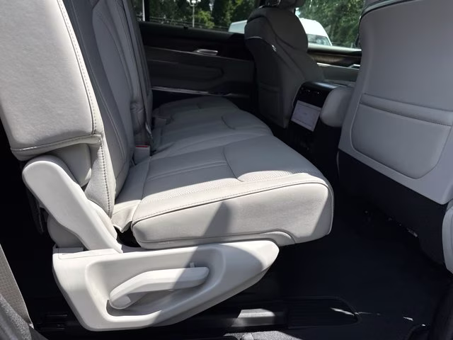 2022 Diamond Black Crystal Pearlcoat Jeep Grand Wagoneer Series I 4X4 SUV
