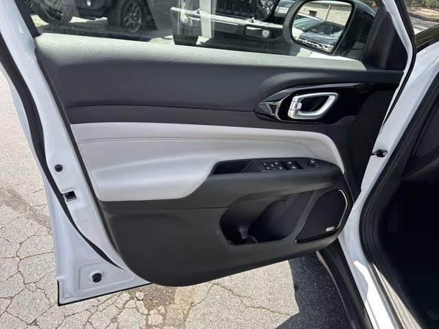 2023 Bright White Clearcoat Jeep Compass Limited 4X4 SUV
