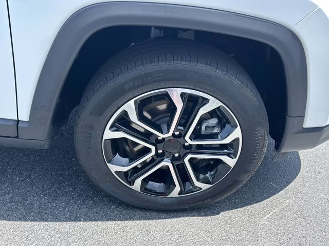 2023 Bright White Clearcoat Jeep Compass Limited 4X4 SUV