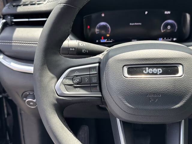 2024 Diamond Black Crystal Pearlcoat Jeep Compass Limited 4X4 SUV