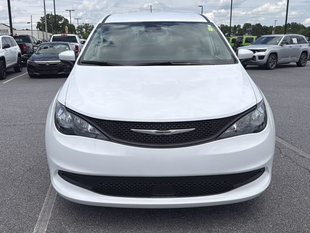 2023 Bright White Clearcoat Chrysler Voyager LX FWD Van
