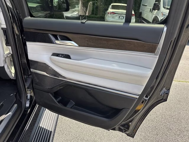 2022 Diamond Black Crystal Pearlcoat Jeep Grand Wagoneer Series I 4X4 SUV