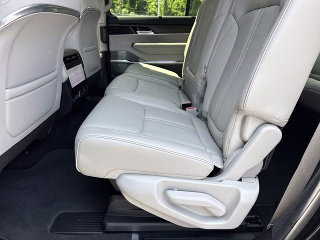 2022 Diamond Black Crystal Pearlcoat Jeep Grand Wagoneer Series I 4X4 SUV