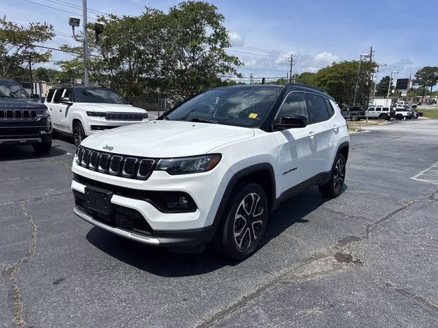 2023 White Jeep Compass Limited 4X4 SUV