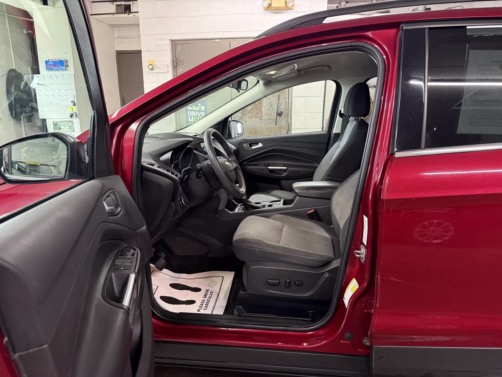 2017 Ruby Red Metallic Tinted Clearcoat Ford Escape SE 4X4 SUV