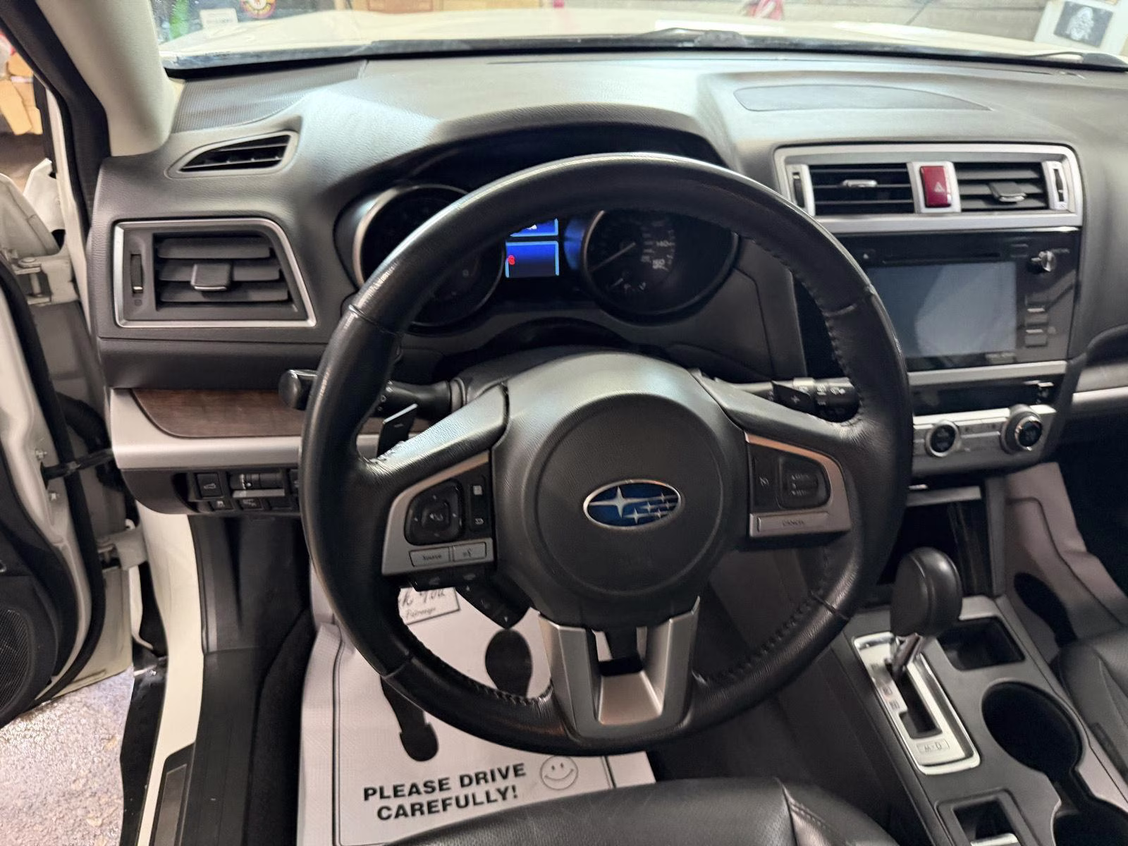2016 Crystal White Pearl Subaru Outback 3.6R Limited AWD SUV
