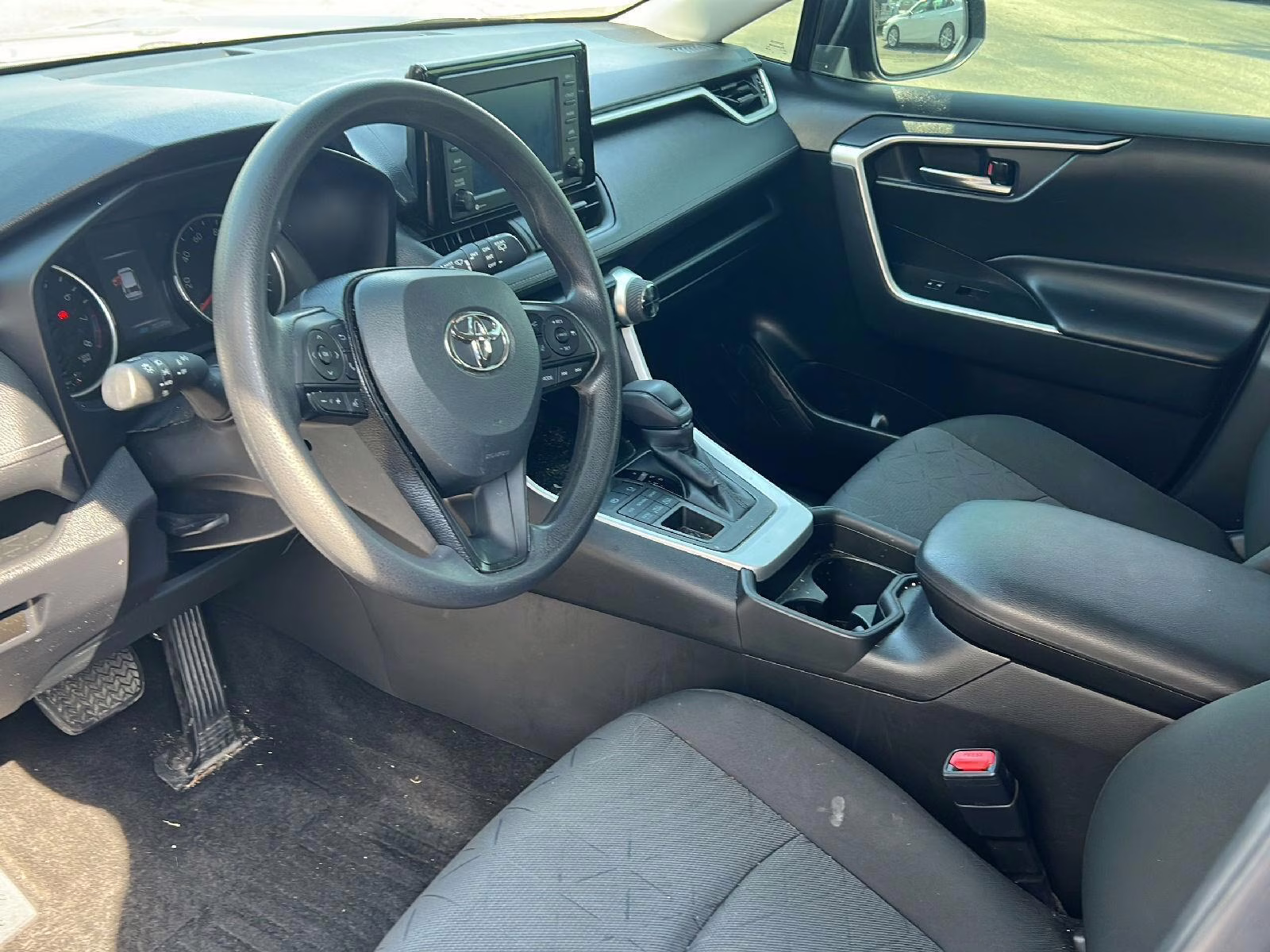 2021 Magnetic Gray Metallic Toyota RAV4 XLE AWD SUV