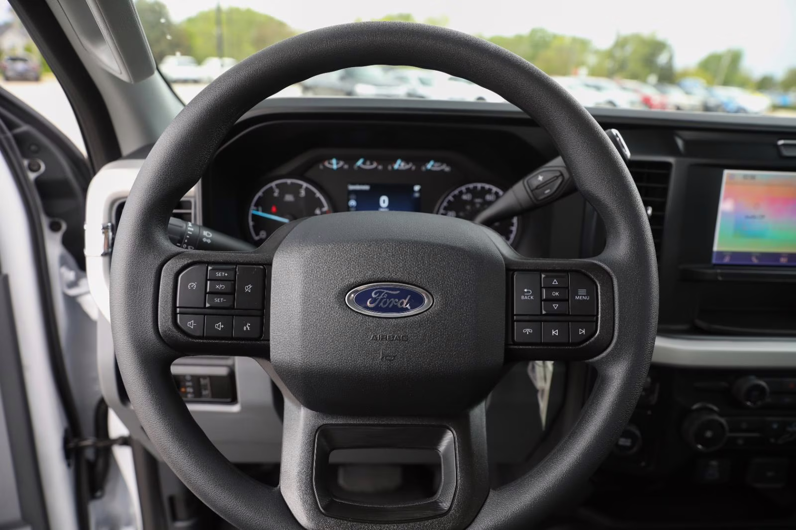 2026 Oxford White Ford Super Duty F-550 DRW XL RWD Truck