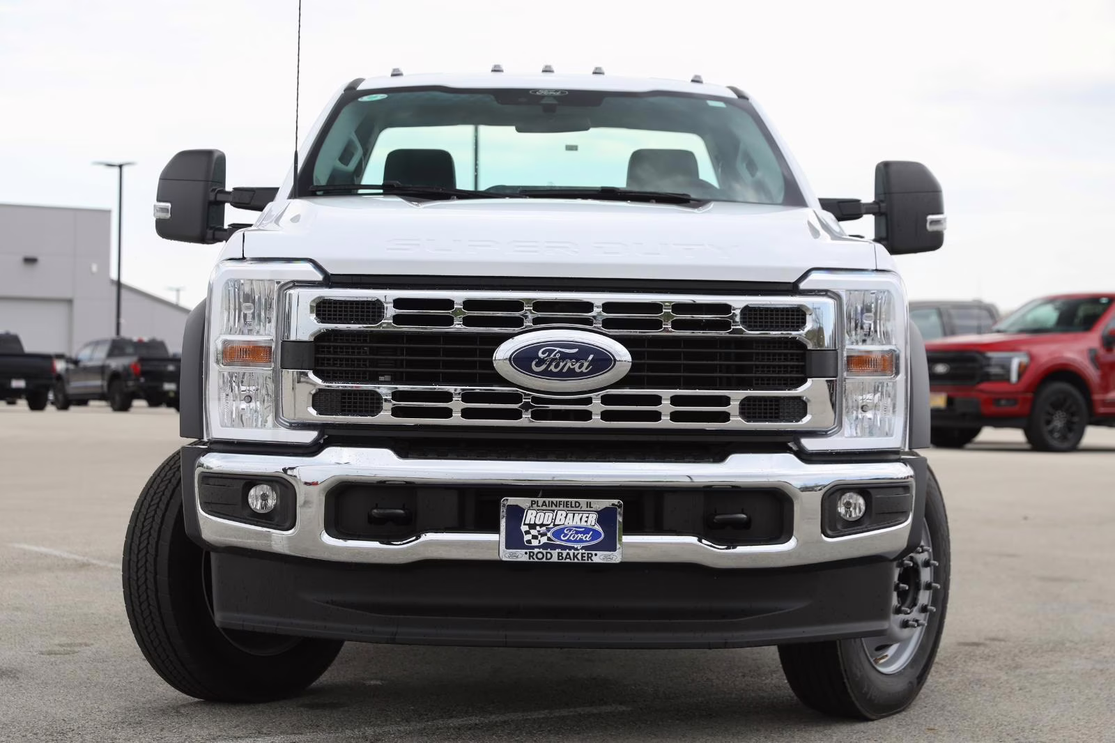 2026 Oxford White Ford Super Duty F-550 DRW XL RWD Truck