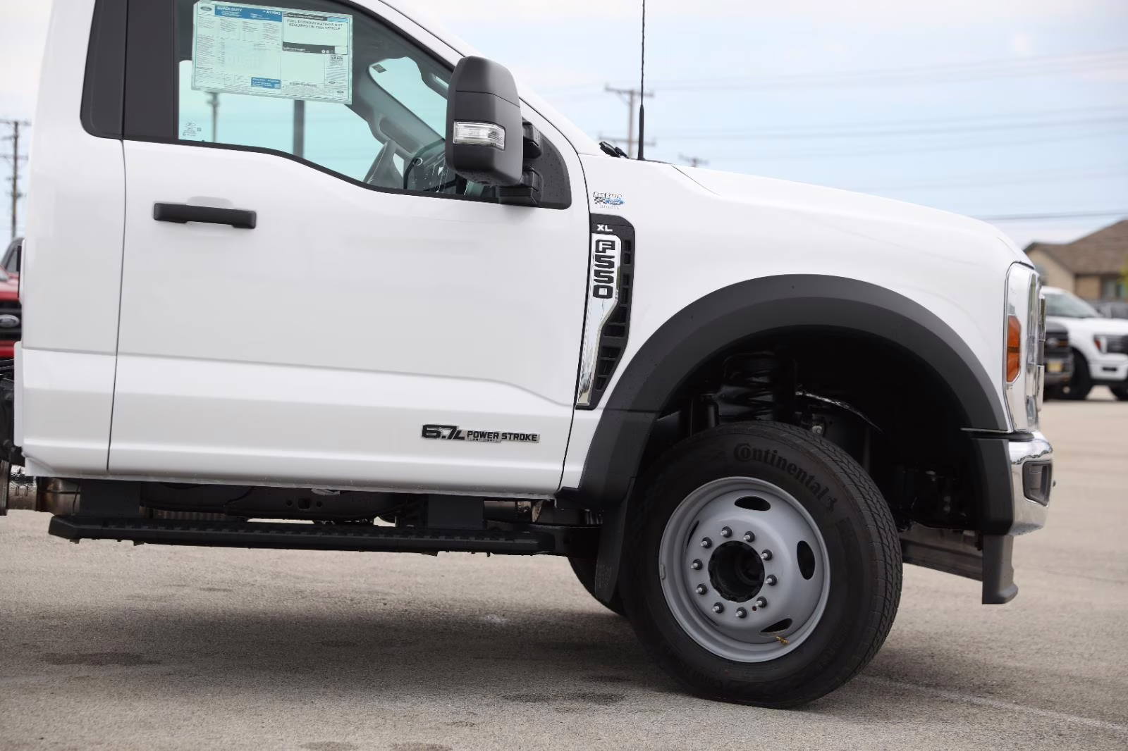 2026 Oxford White Ford Super Duty F-550 DRW XL RWD Truck