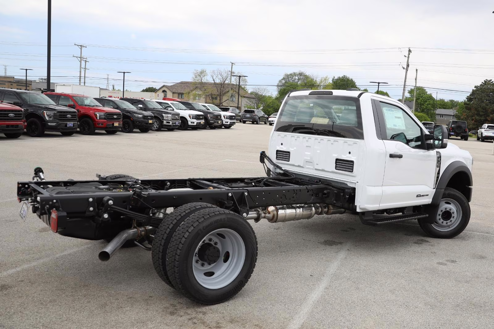 2026 Oxford White Ford Super Duty F-550 DRW XL RWD Truck