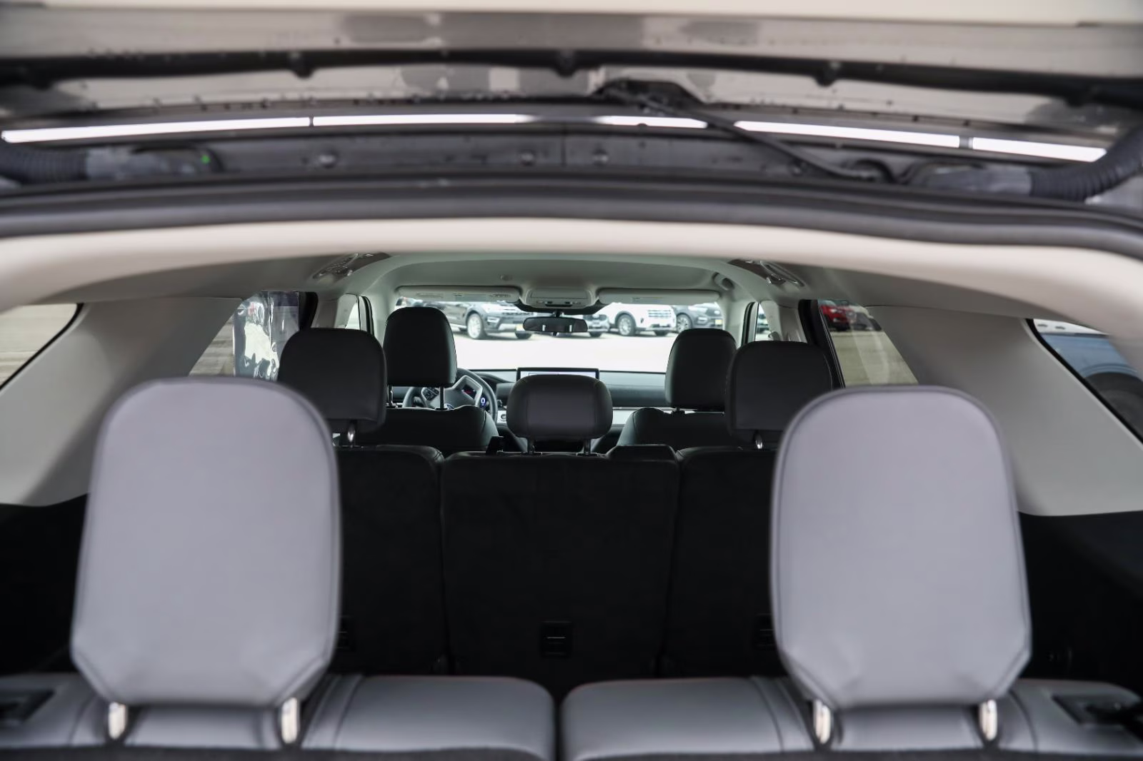 2025 Carbonized Gray Metallic Ford Explorer Active 4X4 SUV