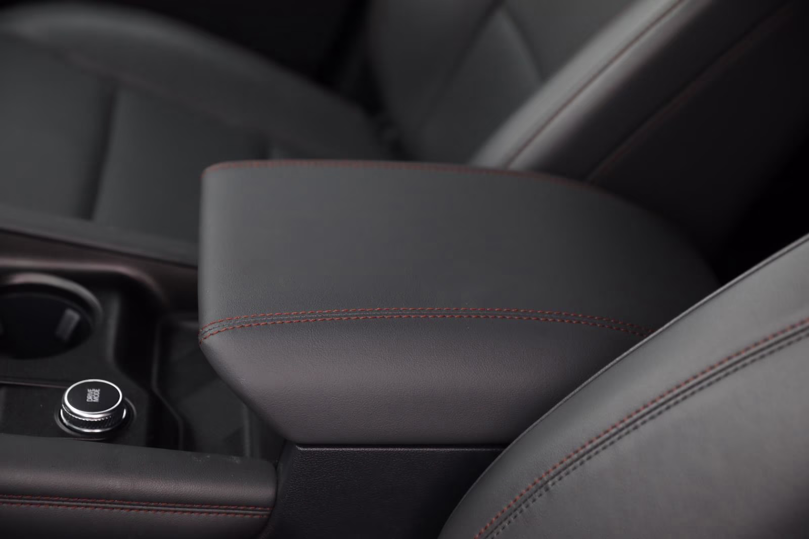 2025 Carbonized Gray Metallic Ford Explorer Active 4X4 SUV