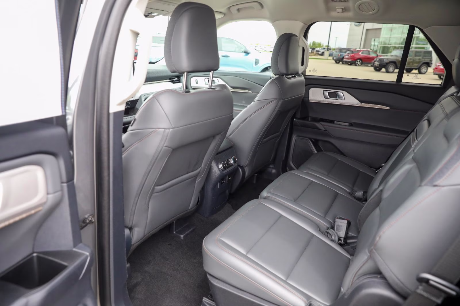 2025 Carbonized Gray Metallic Ford Explorer Active 4X4 SUV