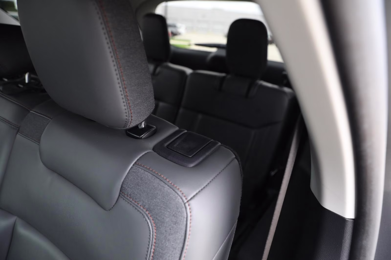 2025 Carbonized Gray Metallic Ford Explorer Active 4X4 SUV