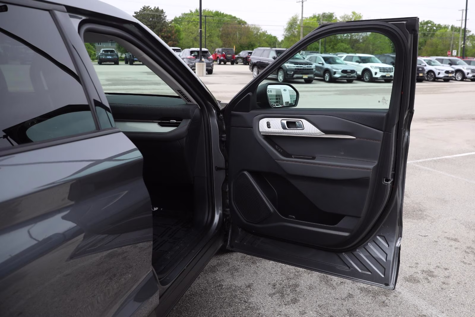 2025 Carbonized Gray Metallic Ford Explorer Active 4X4 SUV
