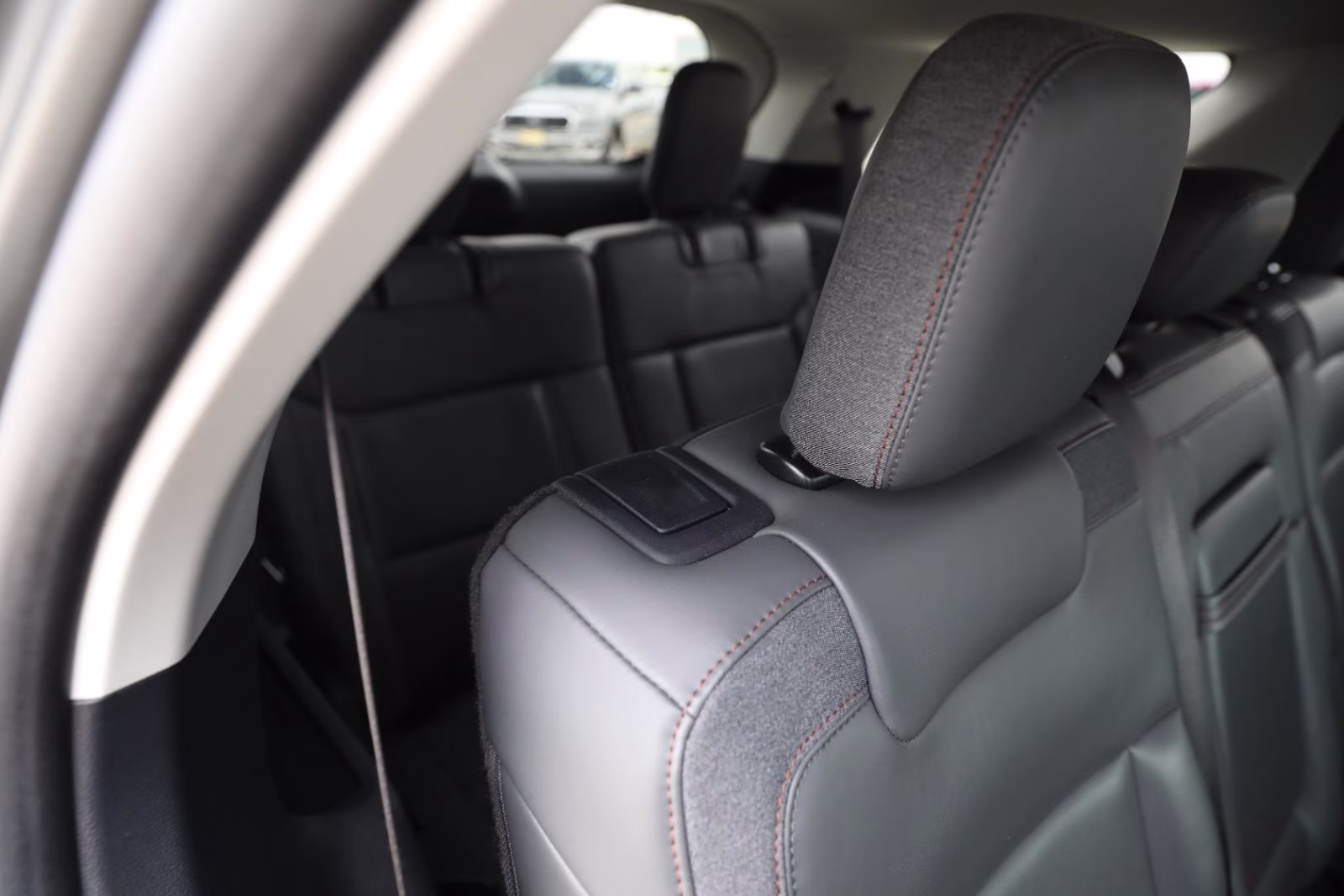 2025 Carbonized Gray Metallic Ford Explorer Active 4X4 SUV