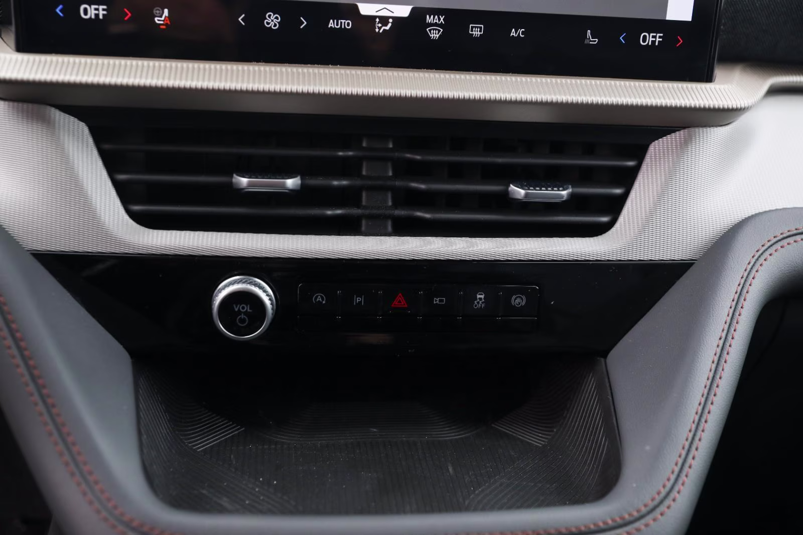 2025 Carbonized Gray Metallic Ford Explorer Active 4X4 SUV