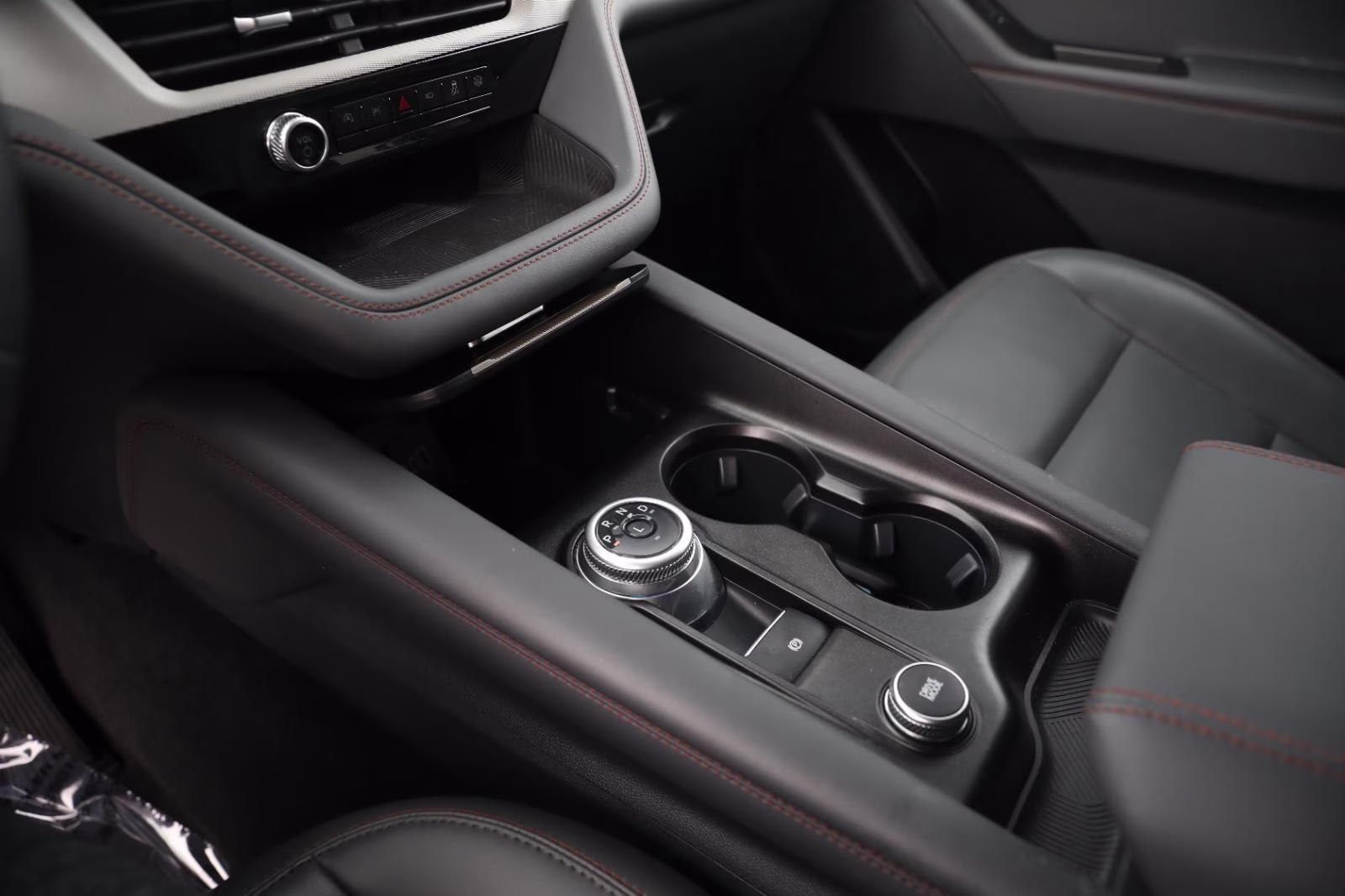 2025 Carbonized Gray Metallic Ford Explorer Active 4X4 SUV