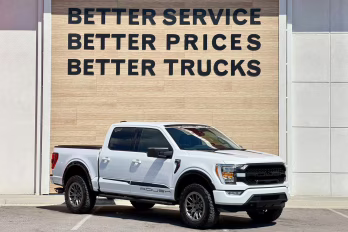 2021 Oxford White Ford F-150 XLT 4X4 Truck