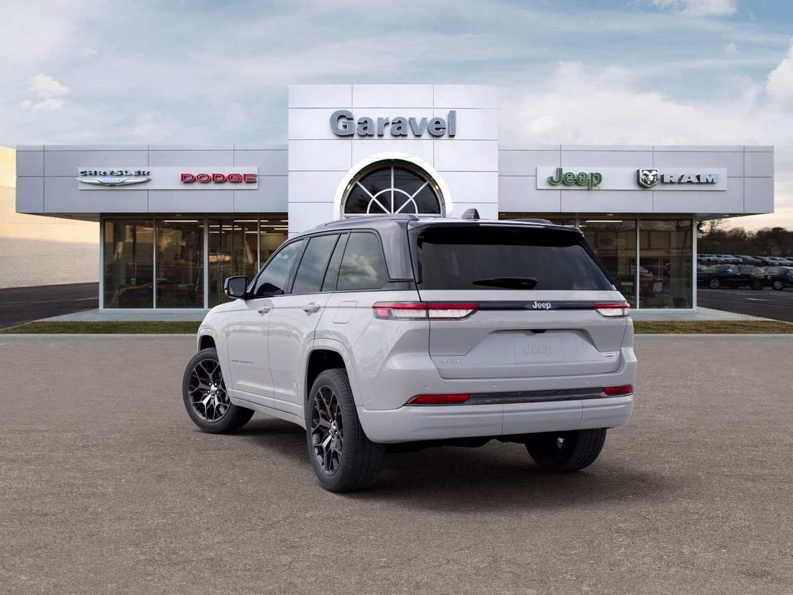 2026 Bright White Clearcoat Jeep Grand Cherokee Summit 4X4 SUV