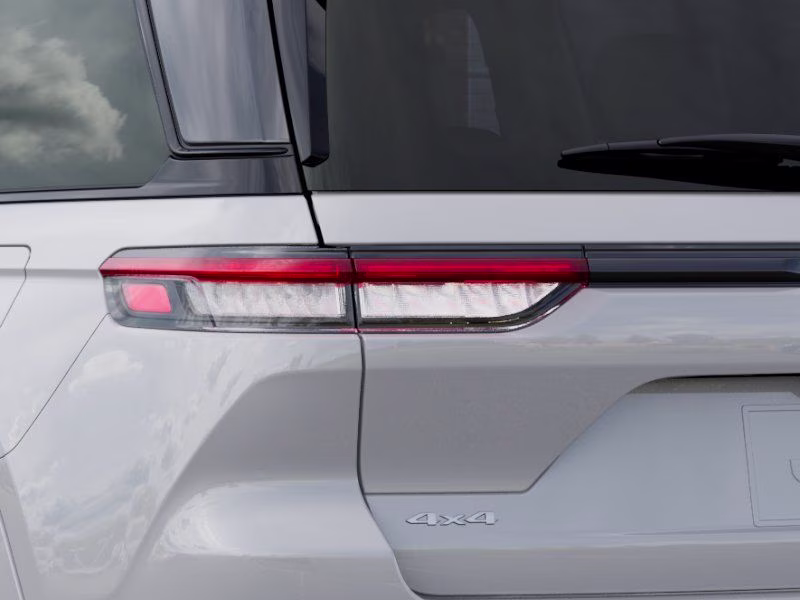 2026 Bright White Clearcoat Jeep Grand Cherokee Summit 4X4 SUV
