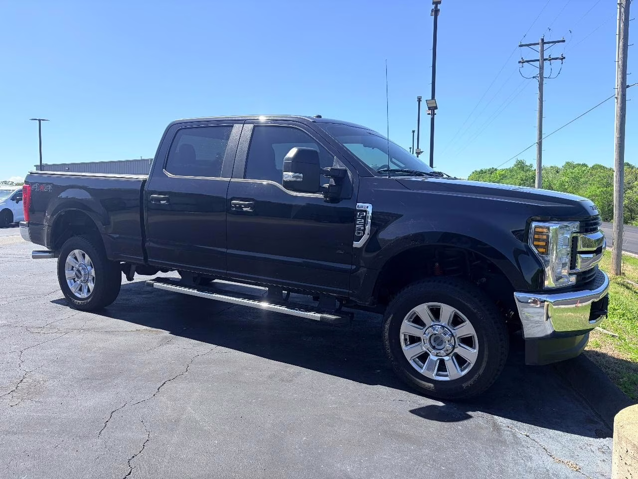 2019 Black Ford Super Duty F-250 SRW XL 4X4 Truck