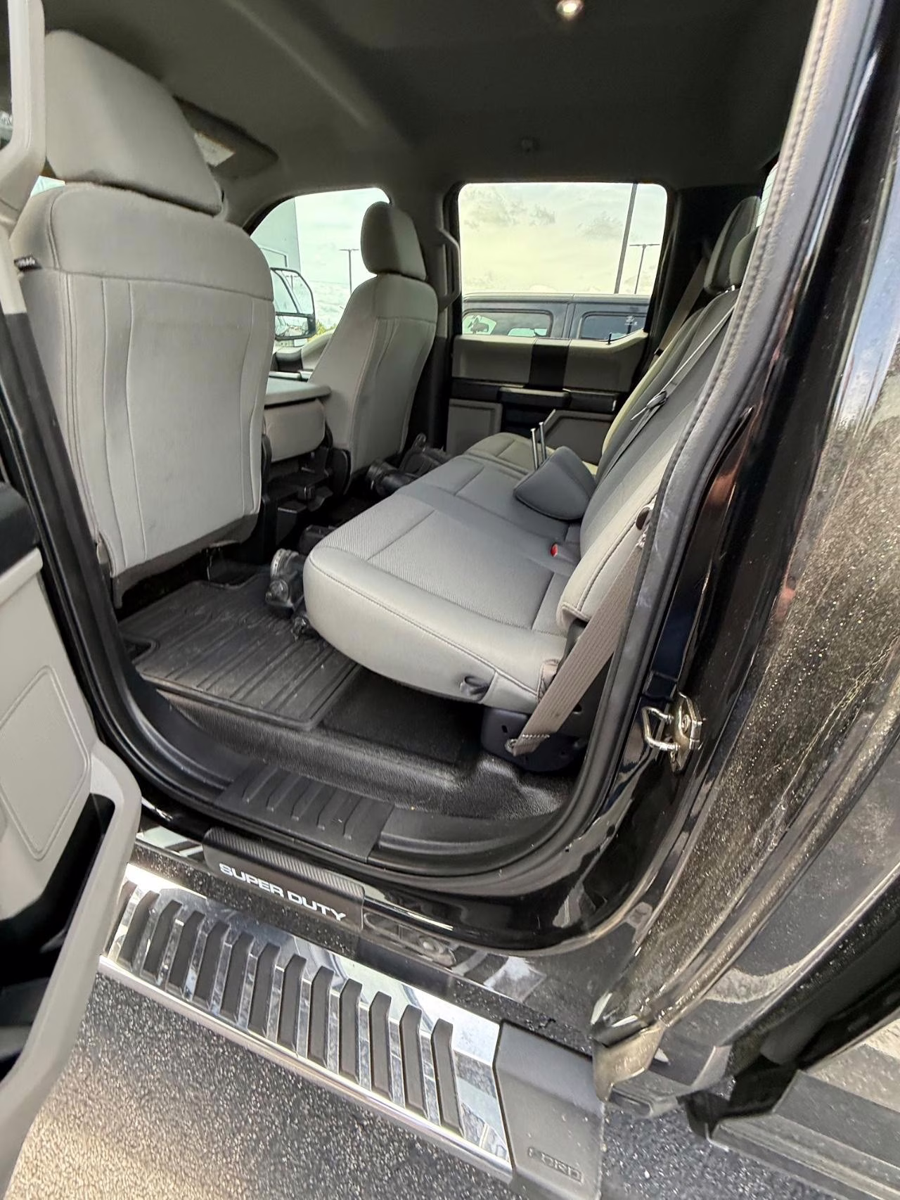 2019 Black Ford Super Duty F-250 SRW XL 4X4 Truck