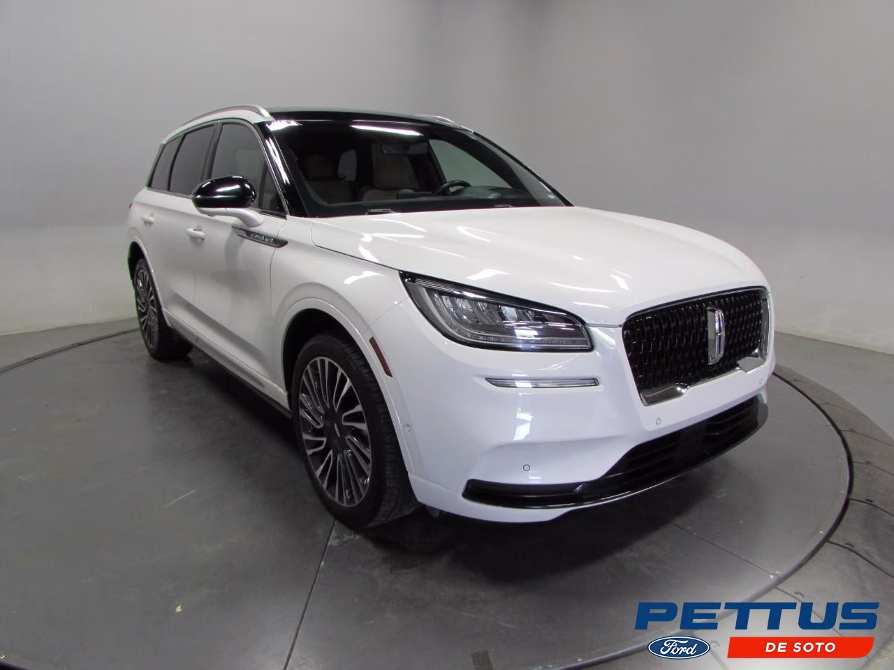 2022 Pristine White Metallic Tri-Coat Lincoln Corsair Reserve AWD SUV