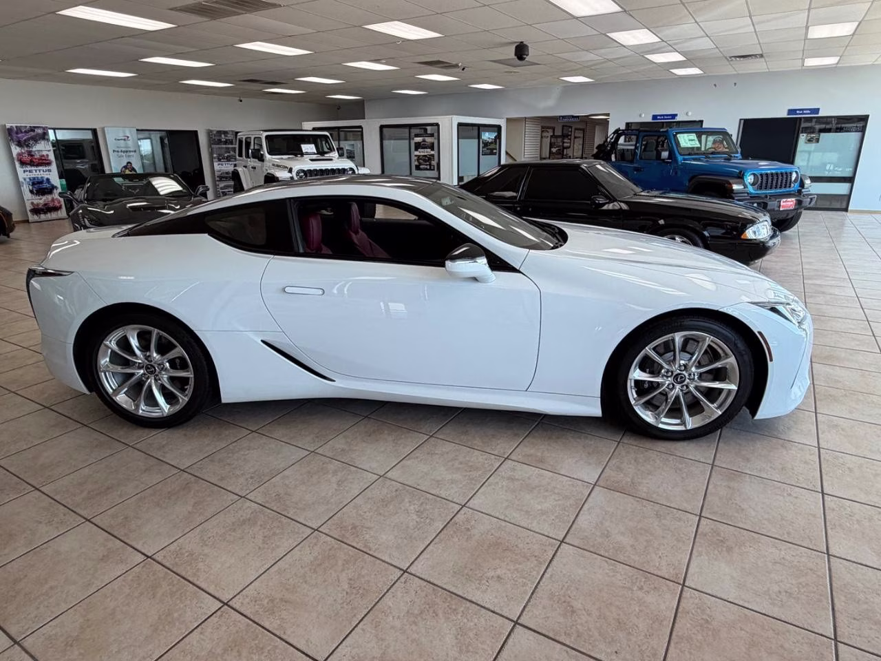 2018 Ultra White Lexus LC 500 RWD Coupe