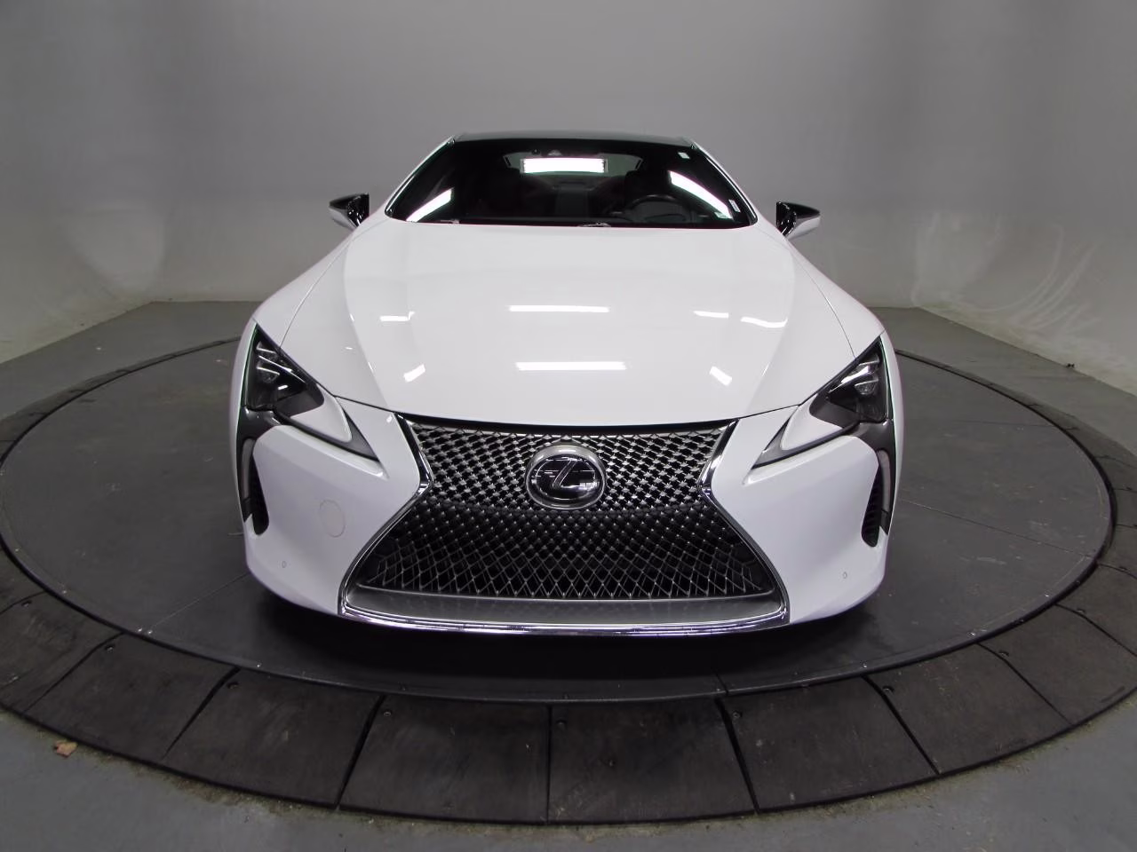 2018 Ultra White Lexus LC 500 RWD Coupe