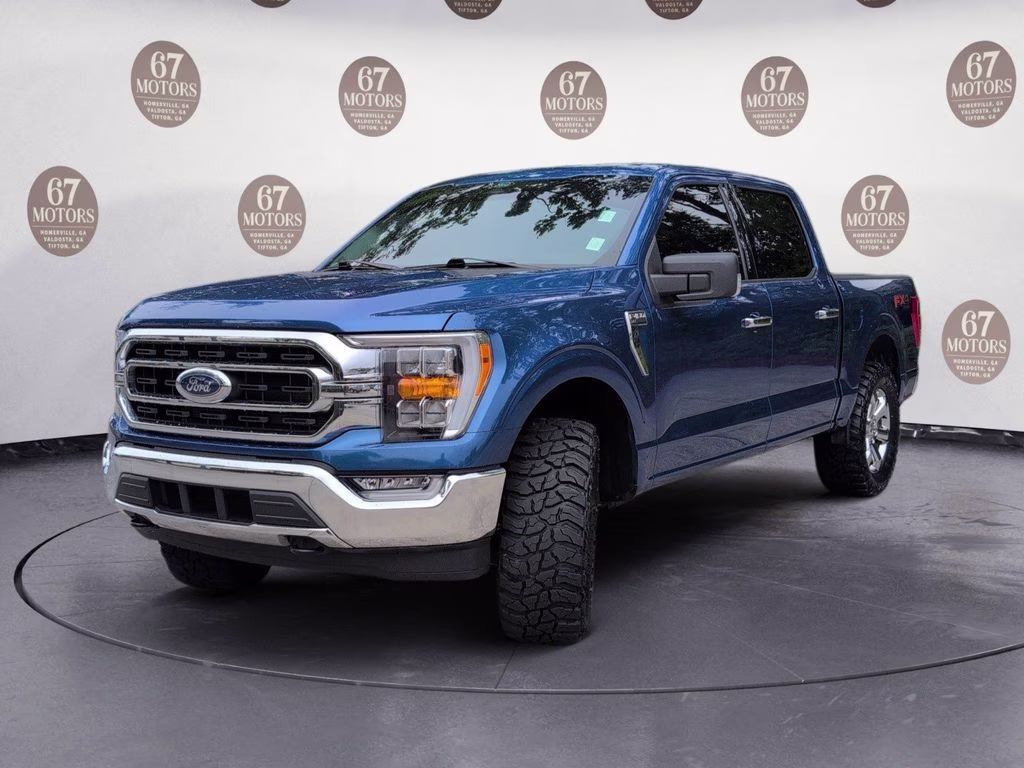 2022 Blue Metallic Ford F-150 XLT 4X4 Truck