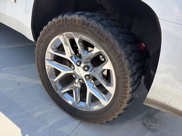 2018 Summit White GMC Yukon Denali 4X4 SUV