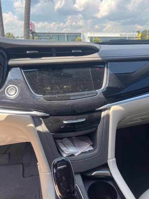 2024 Argent Silver Metallic Cadillac XT6 Premium Luxury FWD SUV