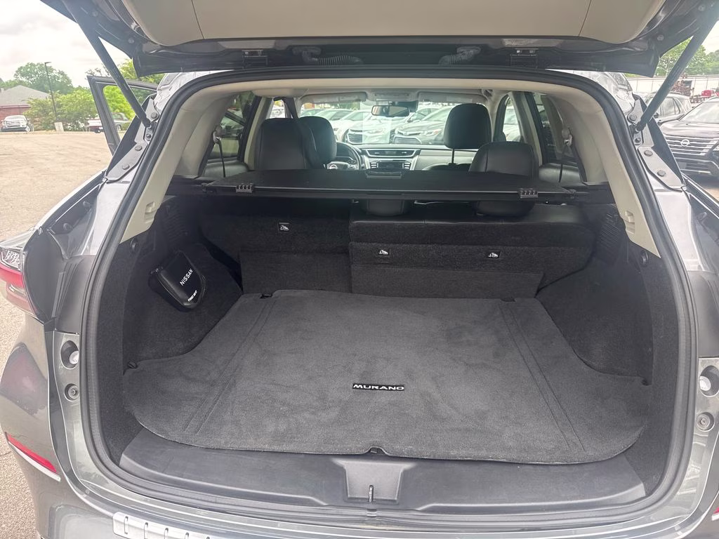 2023 Gun Metallic Nissan Murano SV FWD SUV