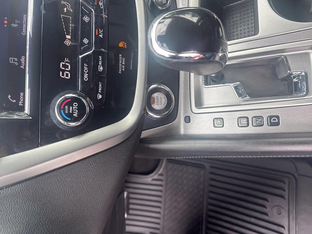 2023 Gun Metallic Nissan Murano SV FWD SUV