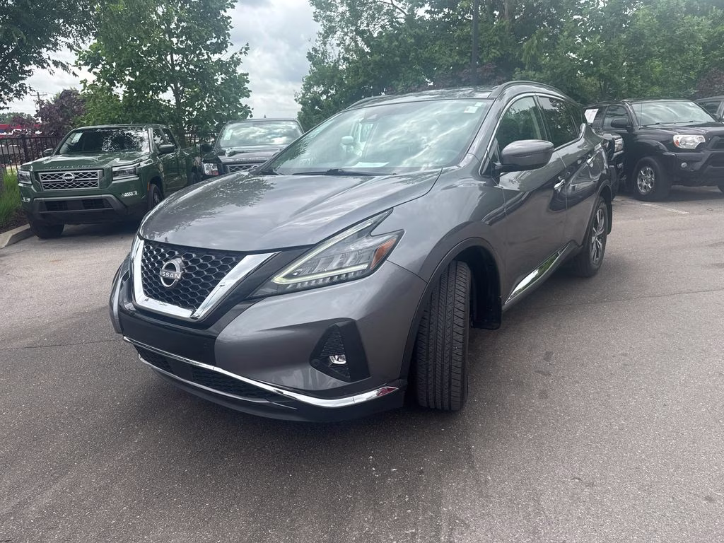 2023 Gun Metallic Nissan Murano SV FWD SUV