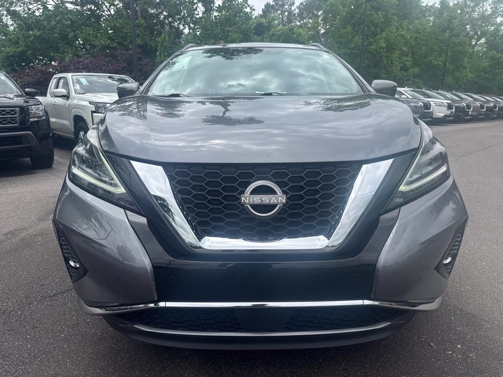 2023 Gun Metallic Nissan Murano SV FWD SUV