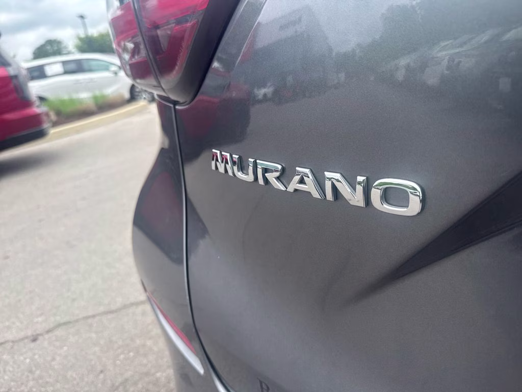 2023 Gun Metallic Nissan Murano SV FWD SUV