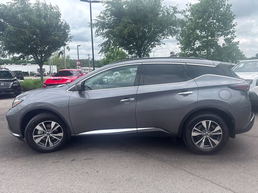 2023 Gun Metallic Nissan Murano SV FWD SUV
