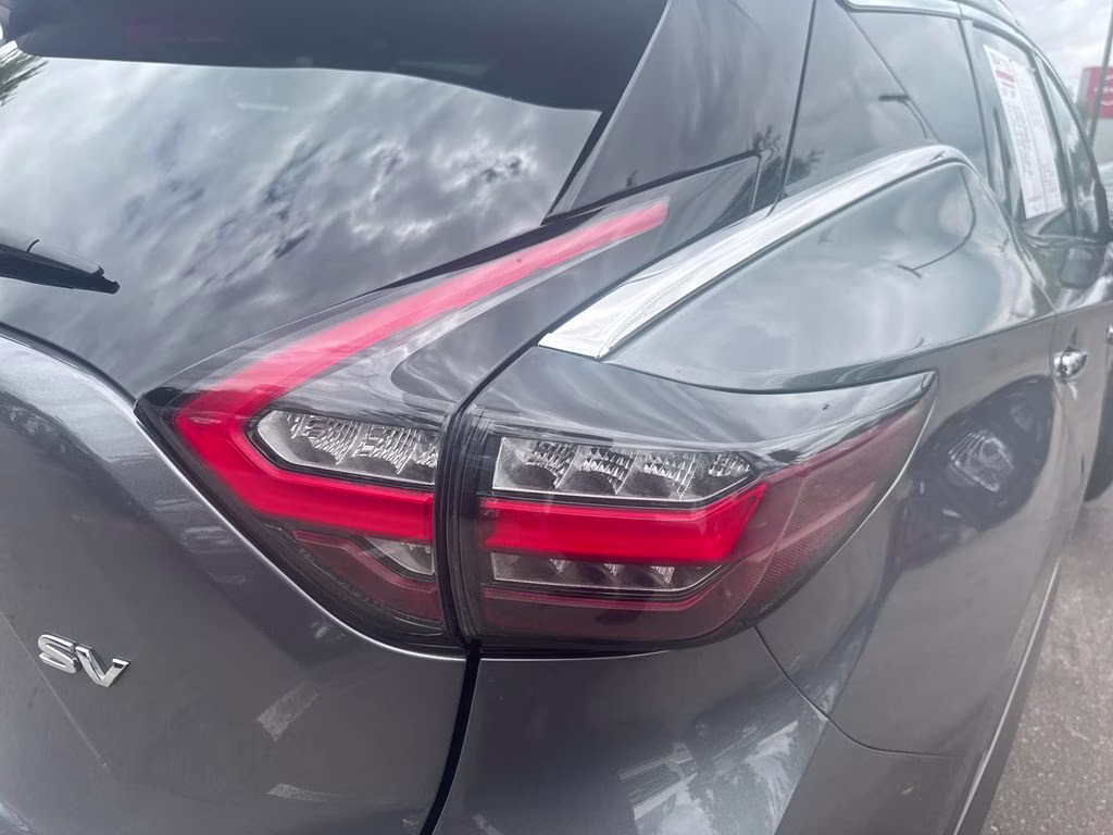 2023 Gun Metallic Nissan Murano SV FWD SUV