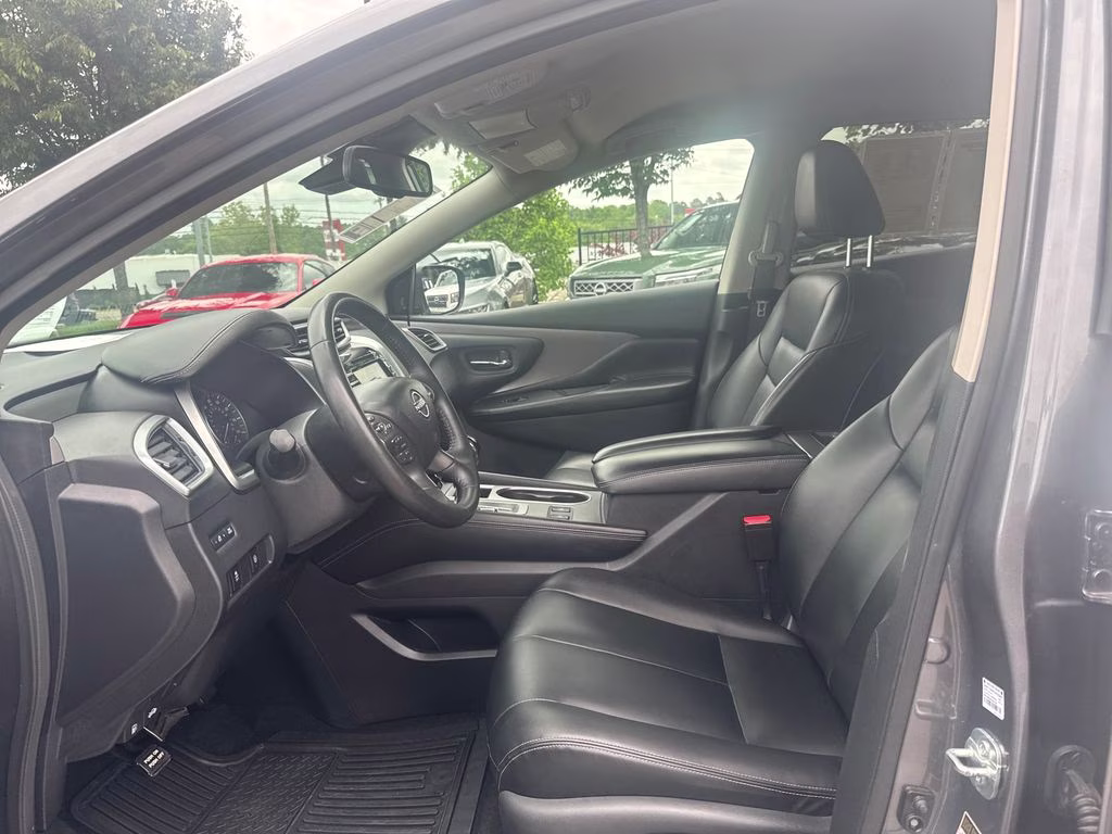 2023 Gun Metallic Nissan Murano SV FWD SUV