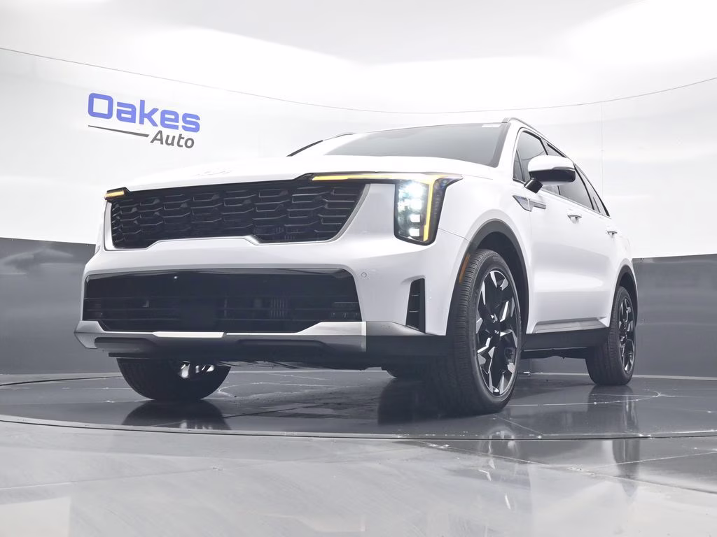 2026 Glacial White Pearl Kia Sorento EX FWD SUV