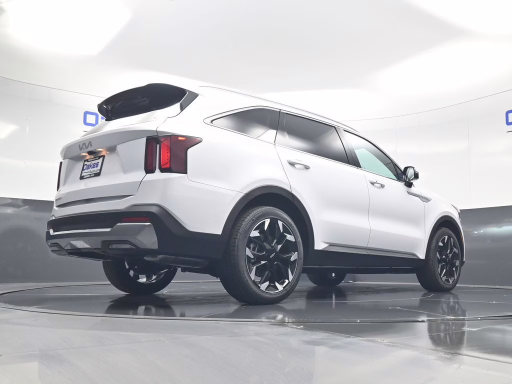 2026 Glacial White Pearl Kia Sorento EX FWD SUV