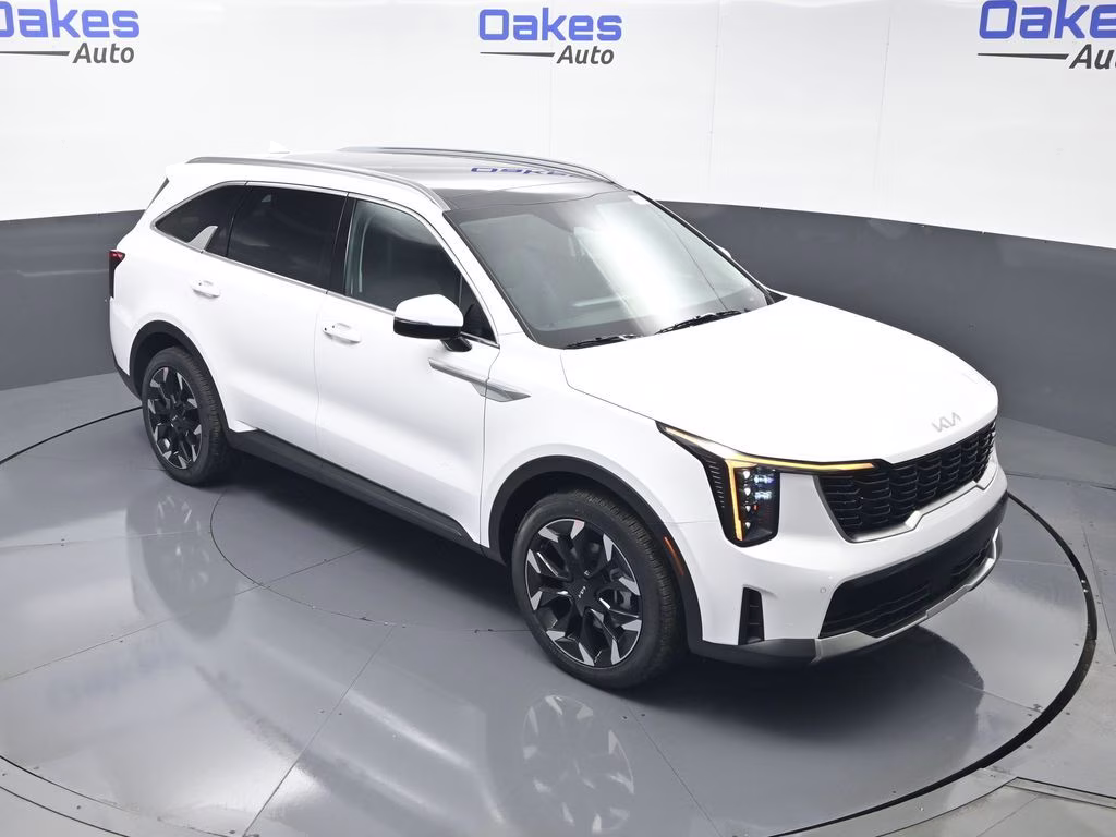 2026 Glacial White Pearl Kia Sorento EX FWD SUV
