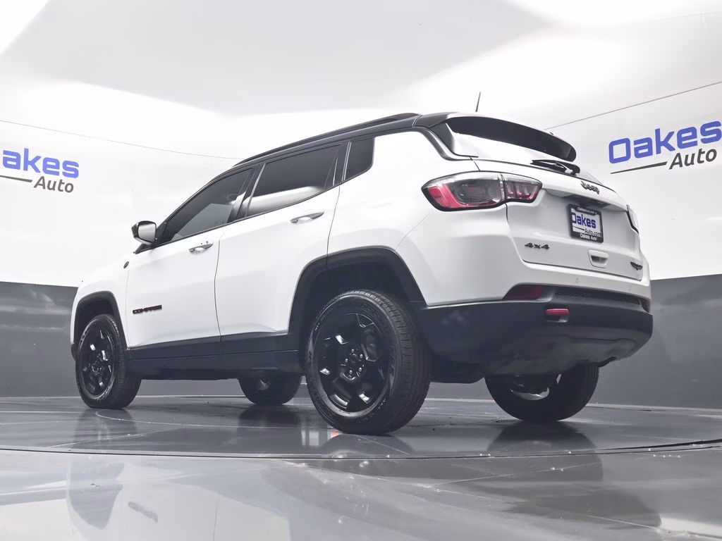 2023 Bright White Clearcoat Jeep Compass Trailhawk 4X4 SUV