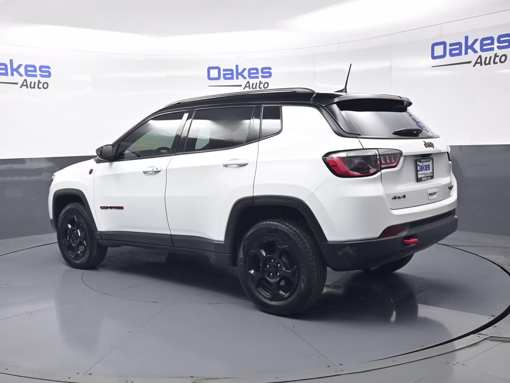 2023 Bright White Clearcoat Jeep Compass Trailhawk 4X4 SUV