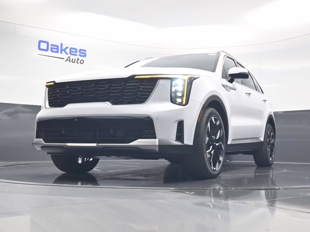 2026 Glacial White Pearl Kia Sorento EX FWD SUV